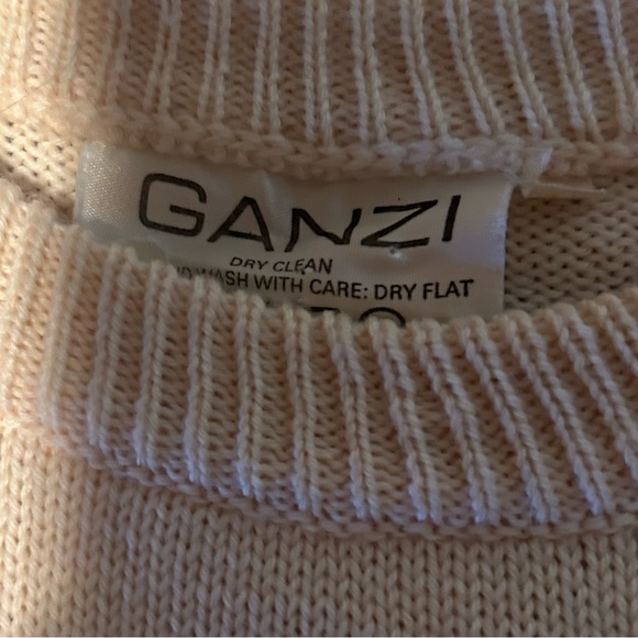Get ready for St Patrick’s Day in Style! Ganzi sweater, Size 44 or XL - Picture 4 of 6